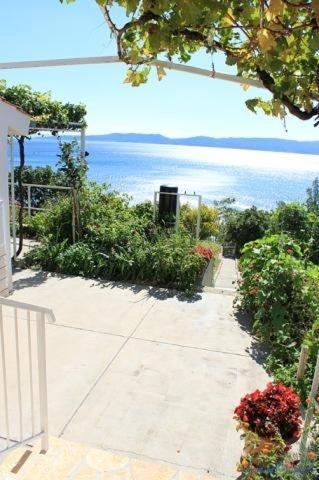 Studio Apartment In Pisak With Sea View, Balcony, Air Conditioning, Wi-Fi Exterior photo