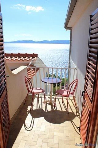 Studio Apartment In Pisak With Sea View, Balcony, Air Conditioning, Wi-Fi Exterior photo