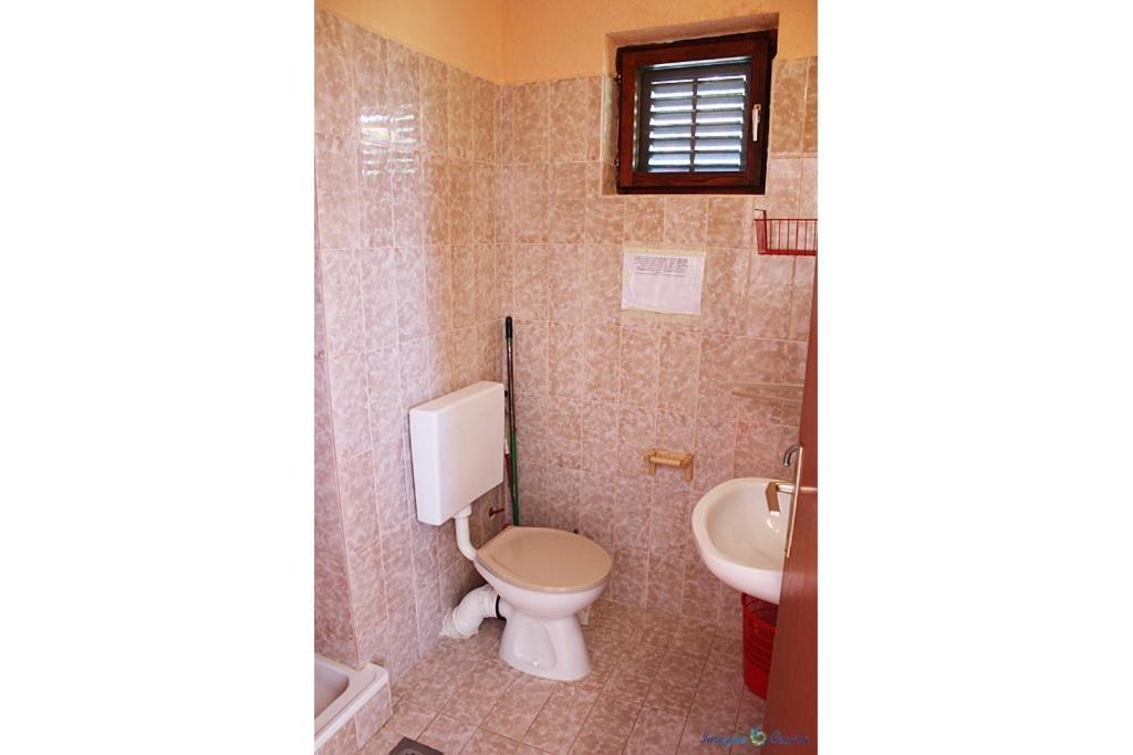 Studio Apartment In Pisak With Sea View, Balcony, Air Conditioning, Wi-Fi Exterior photo