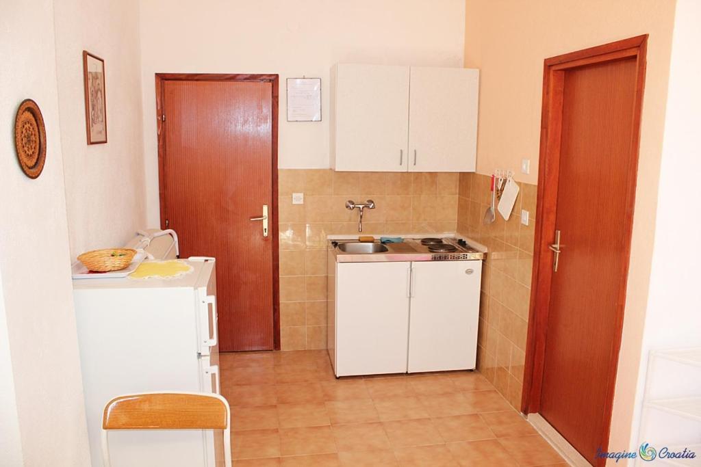Studio Apartment In Pisak With Sea View, Balcony, Air Conditioning, Wi-Fi Exterior photo