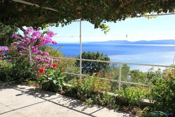 Studio Apartment In Pisak With Sea View, Balcony, Air Conditioning, Wi-Fi Exterior photo