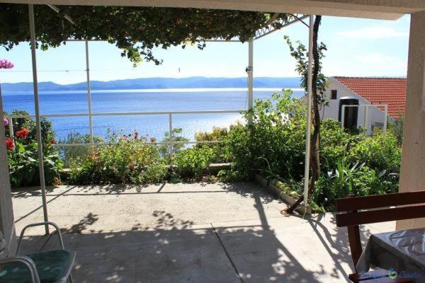 Studio Apartment In Pisak With Sea View, Balcony, Air Conditioning, Wi-Fi Exterior photo
